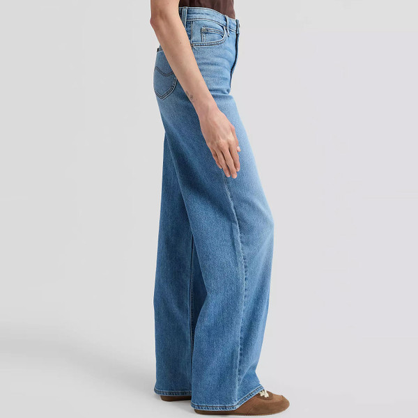 Side view of Lee Stella Women’s High Rise Wide Leg Denim Jeans in Budding Blue