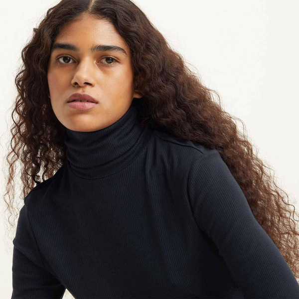 Levi's Oriel Retro 1960s Ribbed Turtleneck Top in Caviar Levi's Oriel Retro 1960s Ribbed Turtleneck Top in Caviar