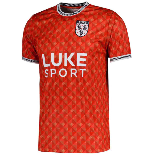 Luke Sport Tears 90 Qatar World Cup 22 Retro 1990s Football T-shirt in Red