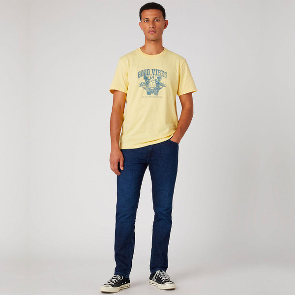 Wrangler Larston Medium Stretch Retro Denim Jeans in Soft Rock