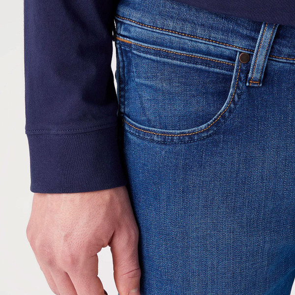 Wrangler Larston Medium Stretch Mod Slim Jeans in Orion 112341428