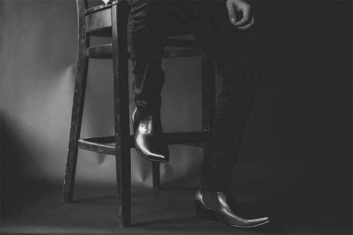 Paolo Vandini Chelsea Boots Lifestyle Image