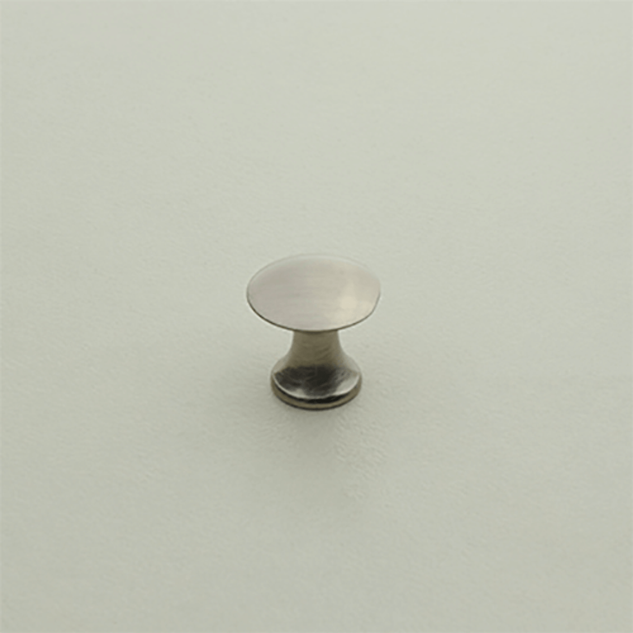 1/2" Knob Satin Nickel