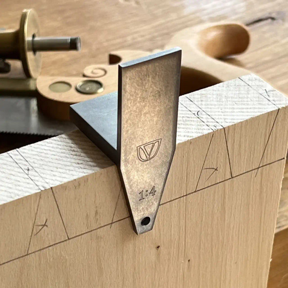 Crucible Dovetail Template Marker 1:4/ 90 degree