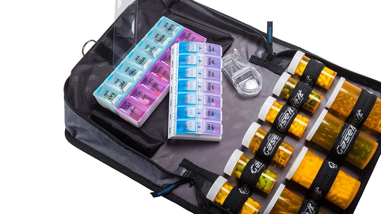 Med Manager Deluxe Medicine Organizer and Pill Case, Holds (15) Pill  Bottles - (11) Standard Size and (4) Large Bottles, Purple, 13 inches x 13  inches