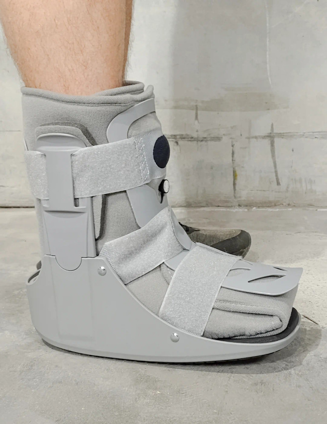 Conwell Medical Air Shield Walker (Short) featuring adjustable air compression for customised ankle and lower leg support