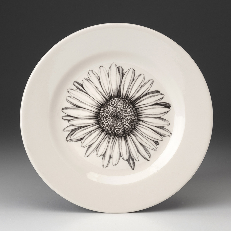 WENSHUO Daisy Dinner Plates Set Of 6 - 10.5" Round Matte Crème Ceramic Plates, Microwave Safe