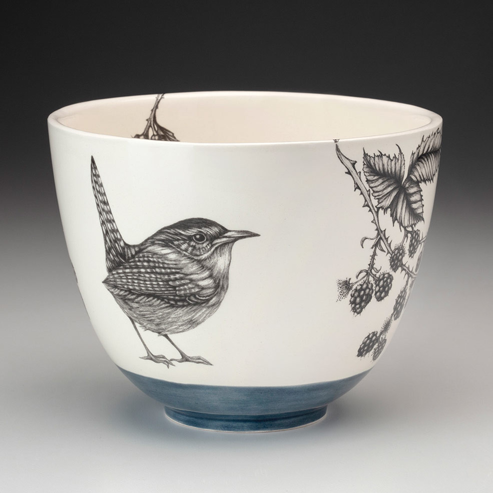Medium Bowl: Carolina Wren - Laura Zindel Design