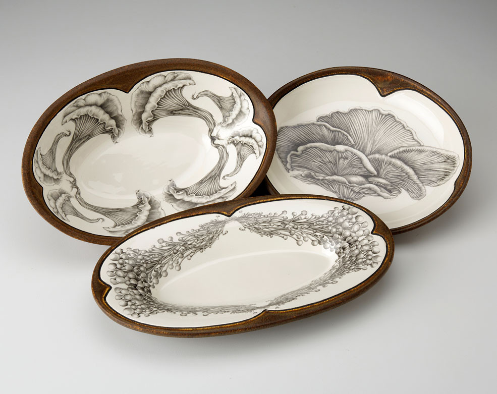 Laura Zindel Parasol Mushroom Serving Dish - Thumbnail 2