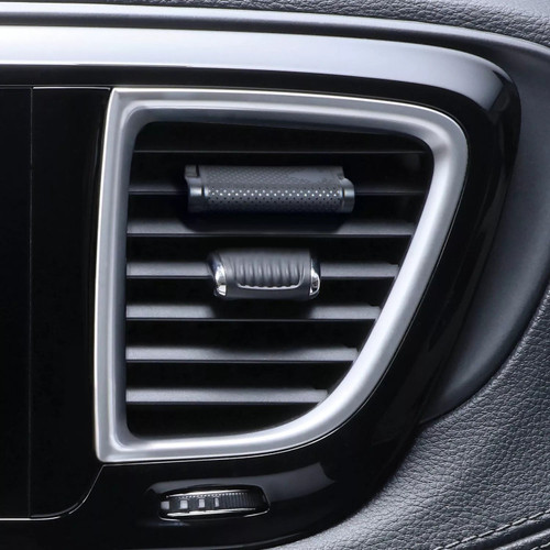 Little Trees CTK-52736  Vent Wrap Car Air Freshener Strawberry Scent - 4 per Package Image 2