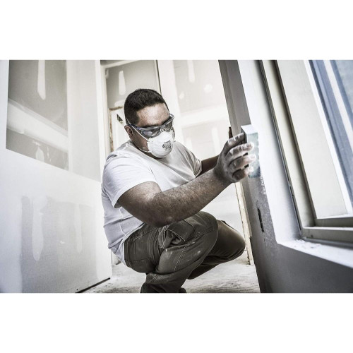 3M 8200  Sanding and Fiberglass Respirator Mask - 3 per Package Image 3