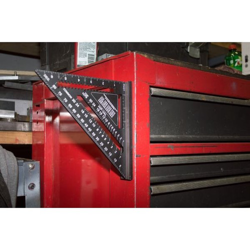 Johnson Level & Tool Manufacturing 1959-0700  7" Professional Easy-Read Magnetic Aluminum Rafter Square Image 1