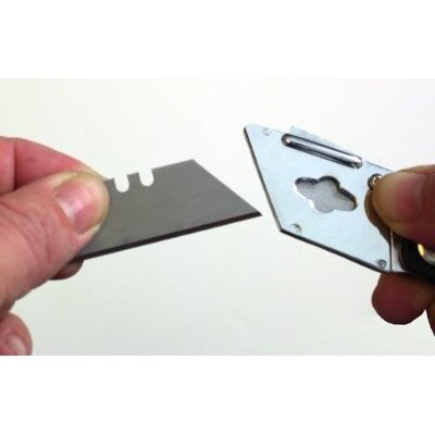 Titan 11015  Folding Pocket Utilty Knife with Quick Blade Change - Red Image 3