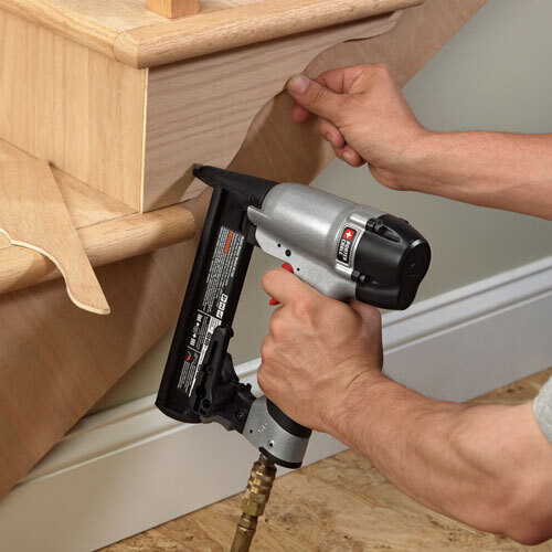 Porter Cable NS150C  1-1/2" 18-Gauge Narrow Crown Stapler Kit Image 2 Porter Cable NS150C  1-1/2" 18-Gauge Narrow Crown Stapler Kit Image 2