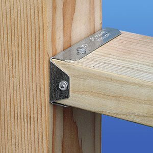 Simpson Strong Tie FB24Z  2x4 Fence Bracket 20 gauge Z-Max Finish Image 3