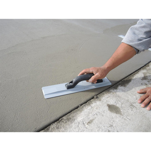 Marshalltown 145SH  16" x 3-1/8" Beveled End Magnesium Hand Float with Structural Foam Handle (14605) Image 4 Marshalltown 145SH  16" x 3-1/8" Beveled End Magnesium Hand Float with Structural Foam Handle (14605) Image 4