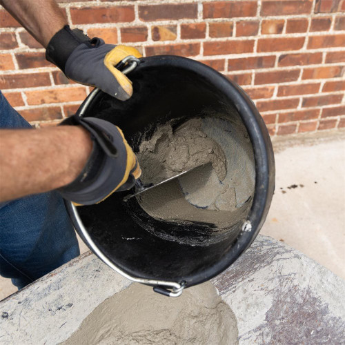 QLT by Marshalltown BKTSG75  7-1/2" Carbon Steel Bucket Trowel with Soft Grip Handle (18736) Image 3 QLT by Marshalltown BKTSG75  7-1/2" Carbon Steel Bucket Trowel with Soft Grip Handle (18736) Image 3