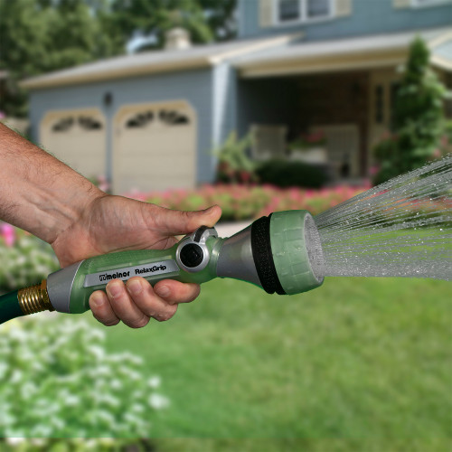 Melnor R801C  RelaxGrip Metal 7-Pattern Twist Nozzle Image 1