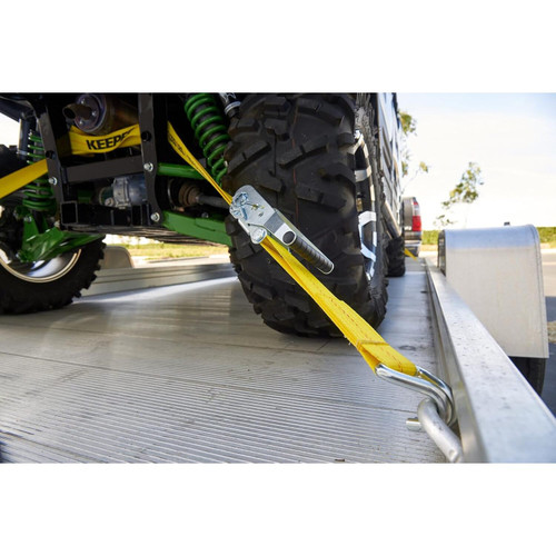 Keeper 04616  2" x 16' Heavy Duty Ratchet Tie-Down Strap with J-Hooks Image 2