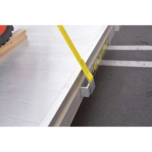 Keeper 04623  2" x 27' Heavy Duty Ratchet Tie-Down Strap with Flat Hooks Image 2