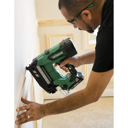 Metabo HPT  NT1865DM  2-1/2" 18 Volt Brushless Lithium Ion 16 Gauge Straight Finish Nailer  Image 2