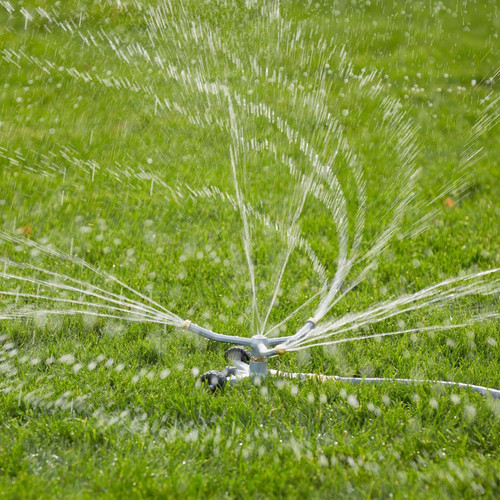 Gilmour 845003-1002  Sprinkler 3-Arm Whirling Circular Sprinkler Image 1 Gilmour 845003-1002  Sprinkler 3-Arm Whirling Circular Sprinkler Image 1