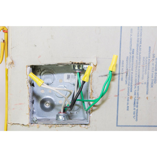 GB Gardner Bender 16-084  WingGard ULTRA High-Leverage Easy-on Wing-type Twist-on Wire Connector - Yellow #22-#10 AWG - 100 per Jar Image 4