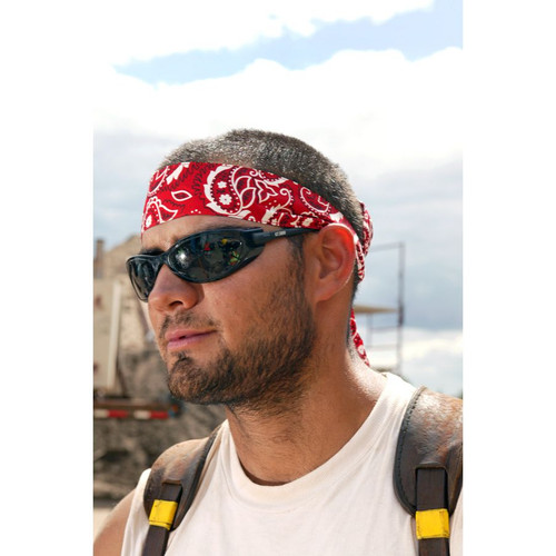 Chill-Its 6700  Evaporative Cooling Bandana - Tie Style - Stars & Stripes Design (12303) Image 1