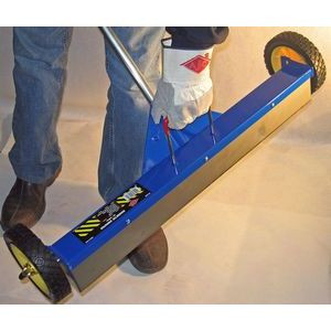 AJC Tools 070-RMS  30" Rolling Magnetic Sweeper with Folding Handle Image 3