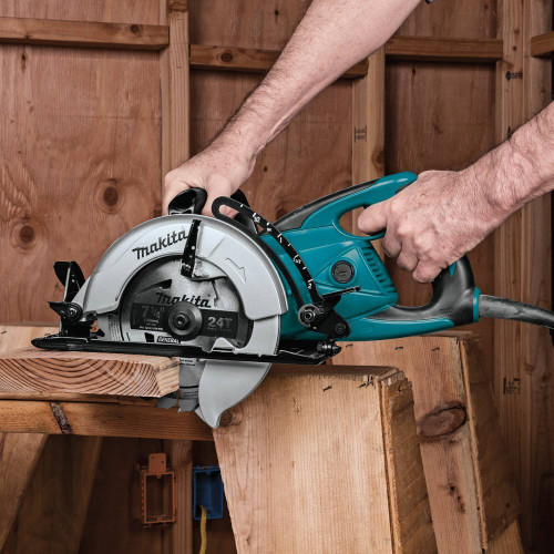 Makita 5477NB  7-1/4" Hypoid Circular Saw - 15 Amp  Image 1