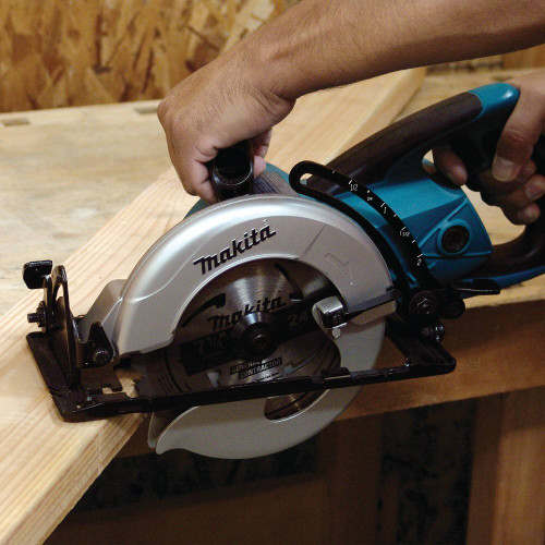 Makita 5477NB  7-1/4" Hypoid Circular Saw - 15 Amp  Image 4