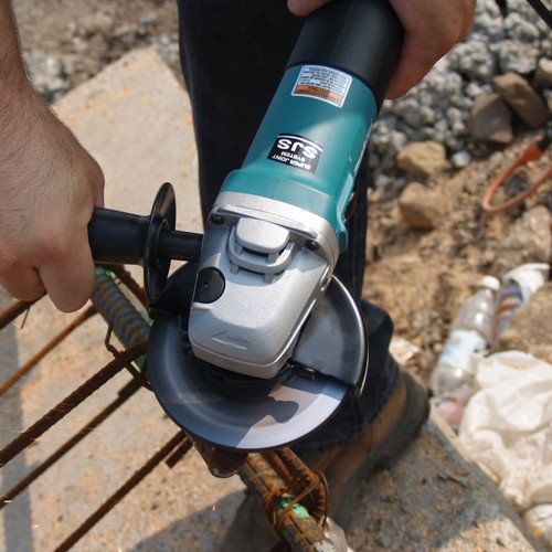 Makita 9565CV  5" Variable Speed Angle Grinder - 12 AMP Image 4