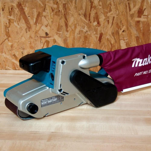 Makita 9920  3" x 24" Variable Speed Belt Sander - 8.8 Amp Image 1