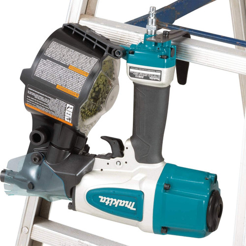 Makita AN613  15° 2-1/2" Siding Coil Nailer Image 3 Makita AN613  15° 2-1/2" Siding Coil Nailer Image 3