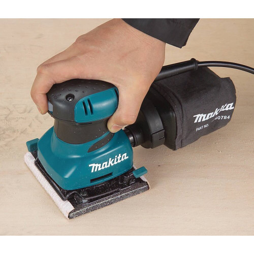 Makita BO4556  Finishing Sander 2-Amp 1/4 Sheet 14000 Opm Image 1