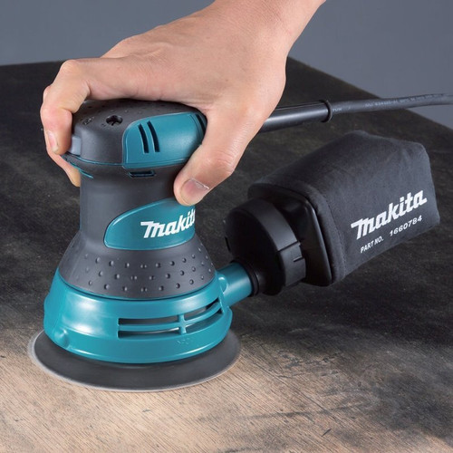 Makita BO5030K  5" Random Oribital Sander Kit - 3 Amp  Image 2