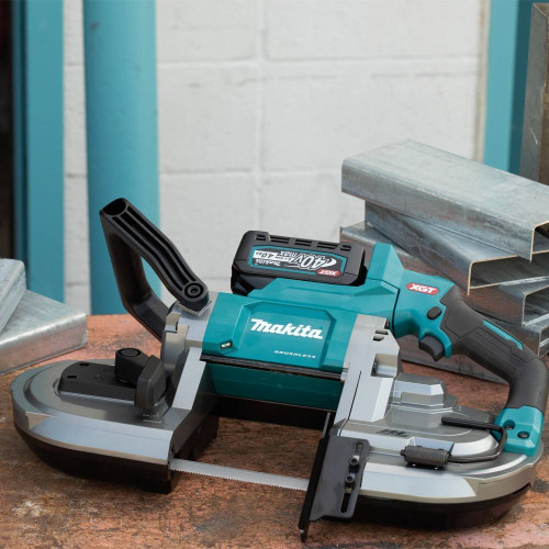 Makita GBP01M1  40V max XGT Brushless Cordless Deep Cut Portable Band Saw Kit (4.0Ah) Image 3