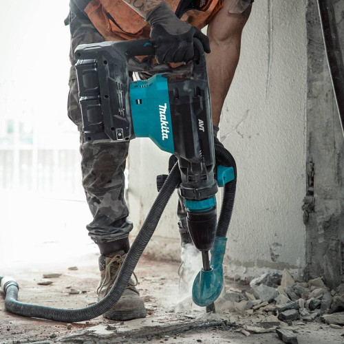Makita GMH02PM 40V X2 80V max XGT Brushless 28 lb. AVT Demolition Hammer Kit Image 2