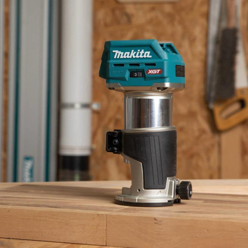 Makita GTR01Z  40V max XGT Brushless Cordless Compact Router, Tool Only Image 1