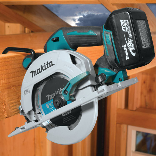 Makita T-01404  Carbide-Tipped 24T 6-1/2" Circular Saw Blade for Framing Image 4