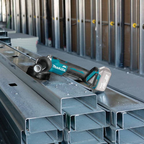 Makita XAG11Z  18V LXT Lithium-Ion Brushless Cordless 4-1/2 / 5" Paddle Switch Cut-Off/Angle Grinder, with Electric Brake, Tool Only Image 4