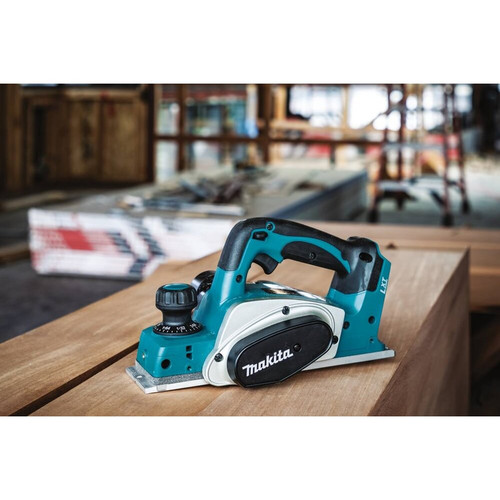 Makita XPK01Z  3-1/4" 18 Volt LXT Lithium-Ion Cordless Planer (Tool Only) Image 1