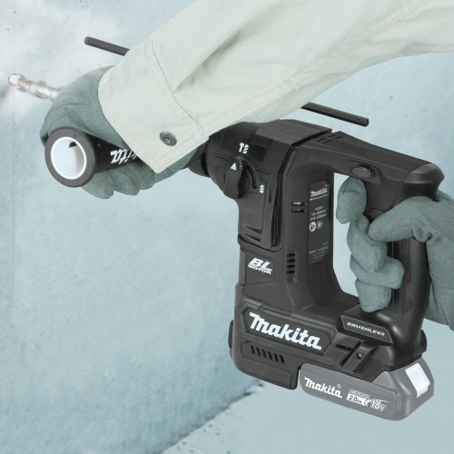 Makita XRH06ZB  18V LXT Lithium-Ion Sub-Compact Brushless Cordless 11/16" Rotary Hammer, accepts SDS-PLUS bits, Tool Only Image 2