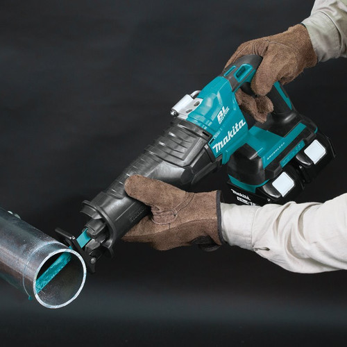 Makita XRJ06PT  18V X2 (36V) LXT Lithium-Ion Brushless Cordless Reciprocating Saw Kit (5.0Ah) Image 2