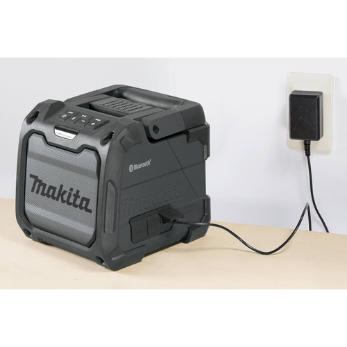 Makita XRM08B  18V LXT / 12V max CXT Lithium-Ion Cordless Bluetooth Job Site Speaker, Tool Only Image 2