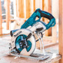 Makita XSR01PT  18V X2 (36V) LXT Lithium-Ion Brushless Cordless Rear Handle 7-1/4" Circular Saw Kit (5.0Ah) Image 3