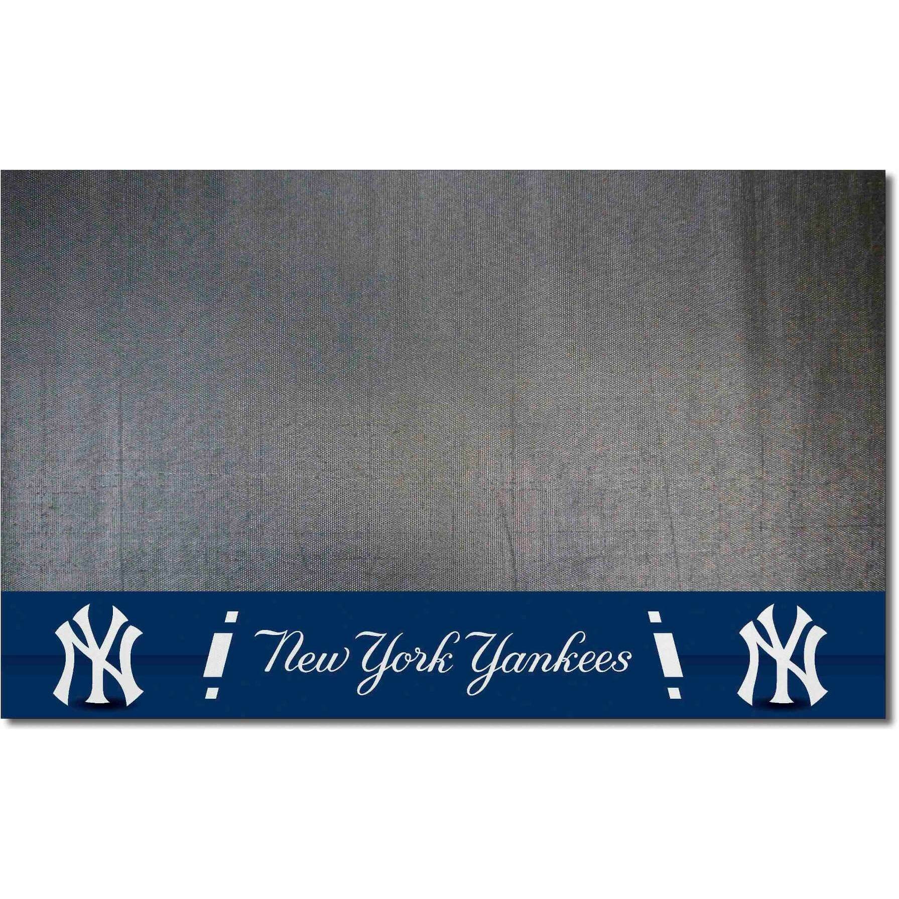 Fanmats 12162  New York Yankees 26" x 42" Barbeque Grilling Mat