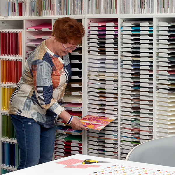 A calm, tidy, well-organized craft room