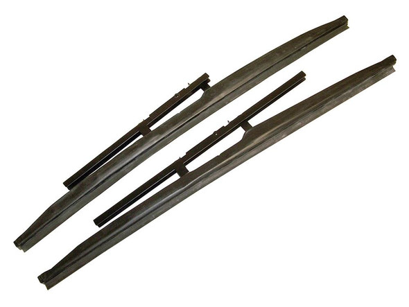 Britpart Winter Wiper Blade Set for Discovery 2, black rubber blades with mounting brackets for winter windshield wiping.