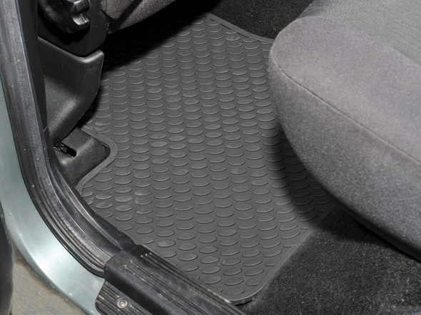 Freelander 1 Rear Rubber Floor Mat Set Black Right Hand Drive / Left Hand Drive from JGS4x4